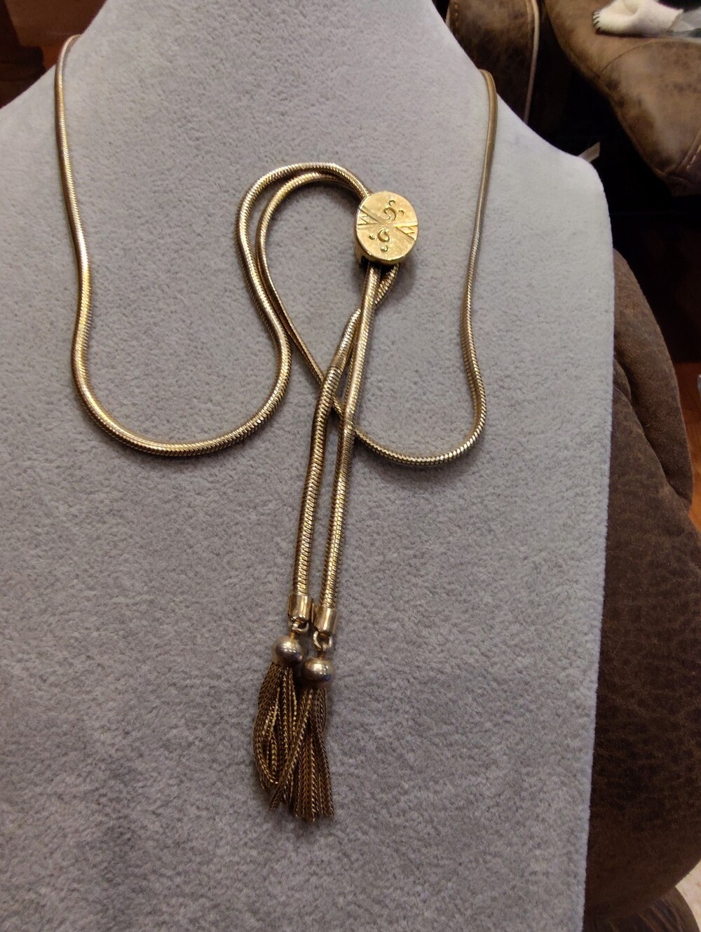 Vintage Goldtone Tassel Lariat Necklace  Marked "Patent Pending, " 33"